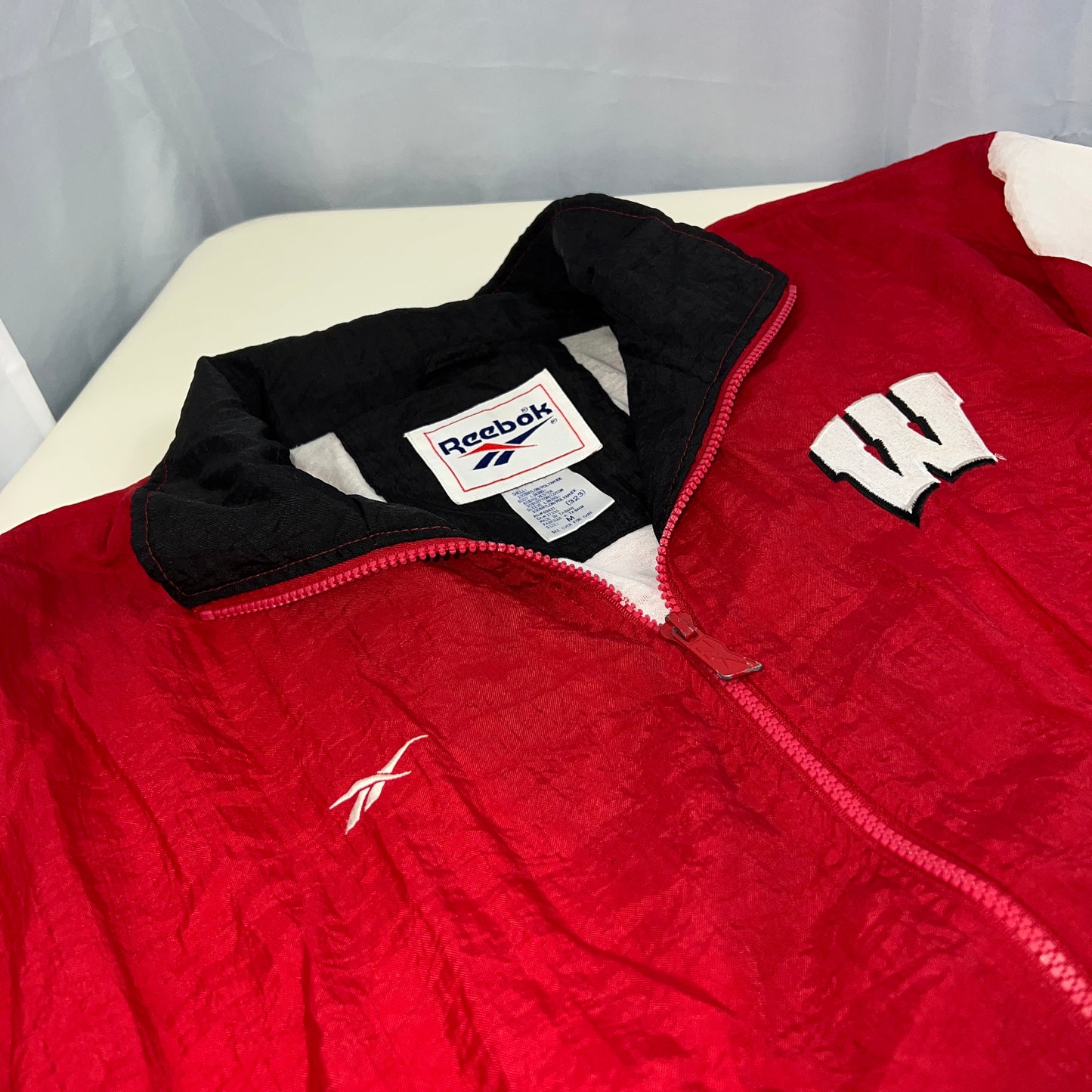 Vintage 90s Reebok Wisconsin Badgers Full Zip Windbreaker Men's Size Medium Red
