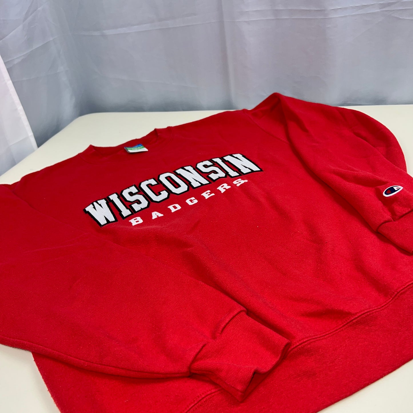 Wisconsin Badgers Champion Crewneck - Medium