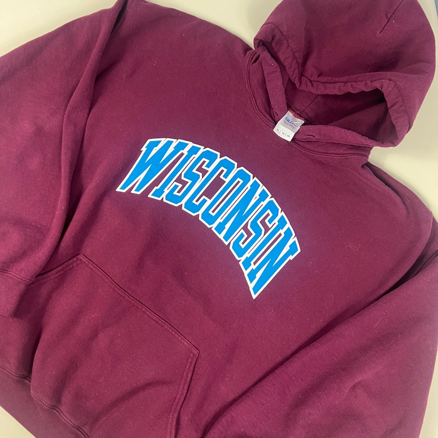 Retro Wisconsin Badgers Hoodie - XL - Gildan Alternate Colorway