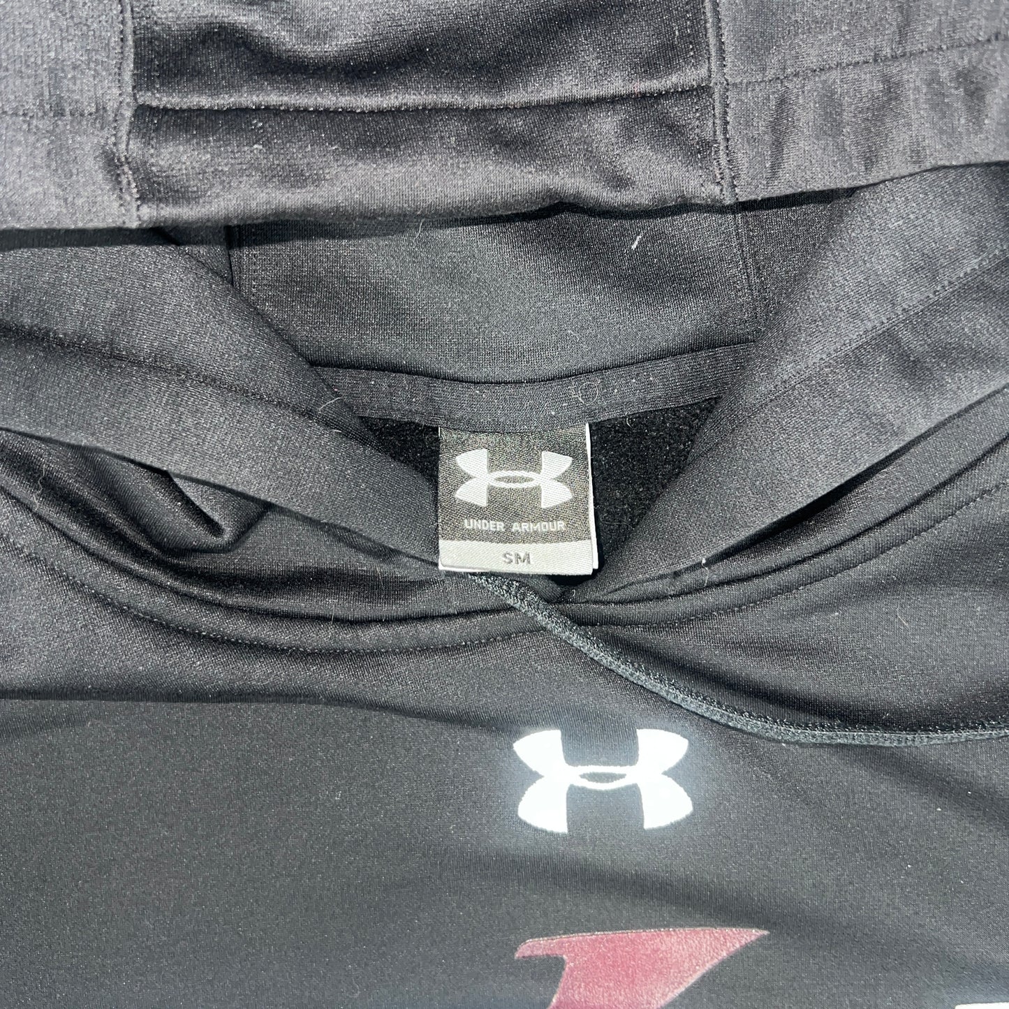 UW LaCrosse Under Armour Hoodie - Small
