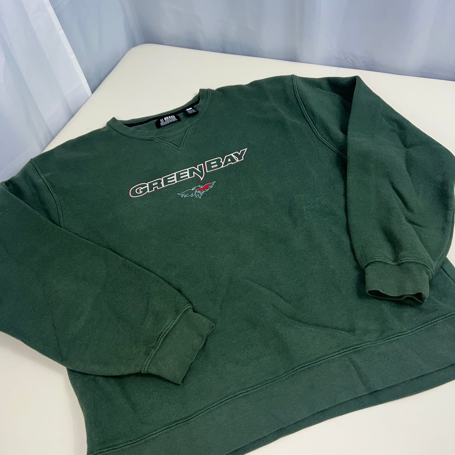 UW Green Bay Phoenix Retro Crewneck - Large - Gear for Sport