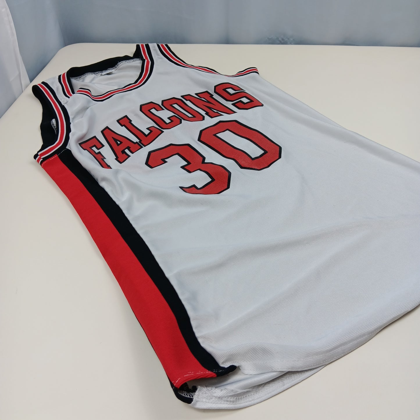 UW River Falls Falcons Vintage Basketball Jersey - Size 42/Small/Medium