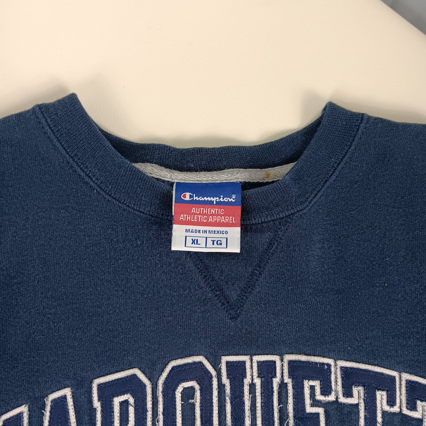 Marquette University Vintage Champion Sweatshirt - X-Large