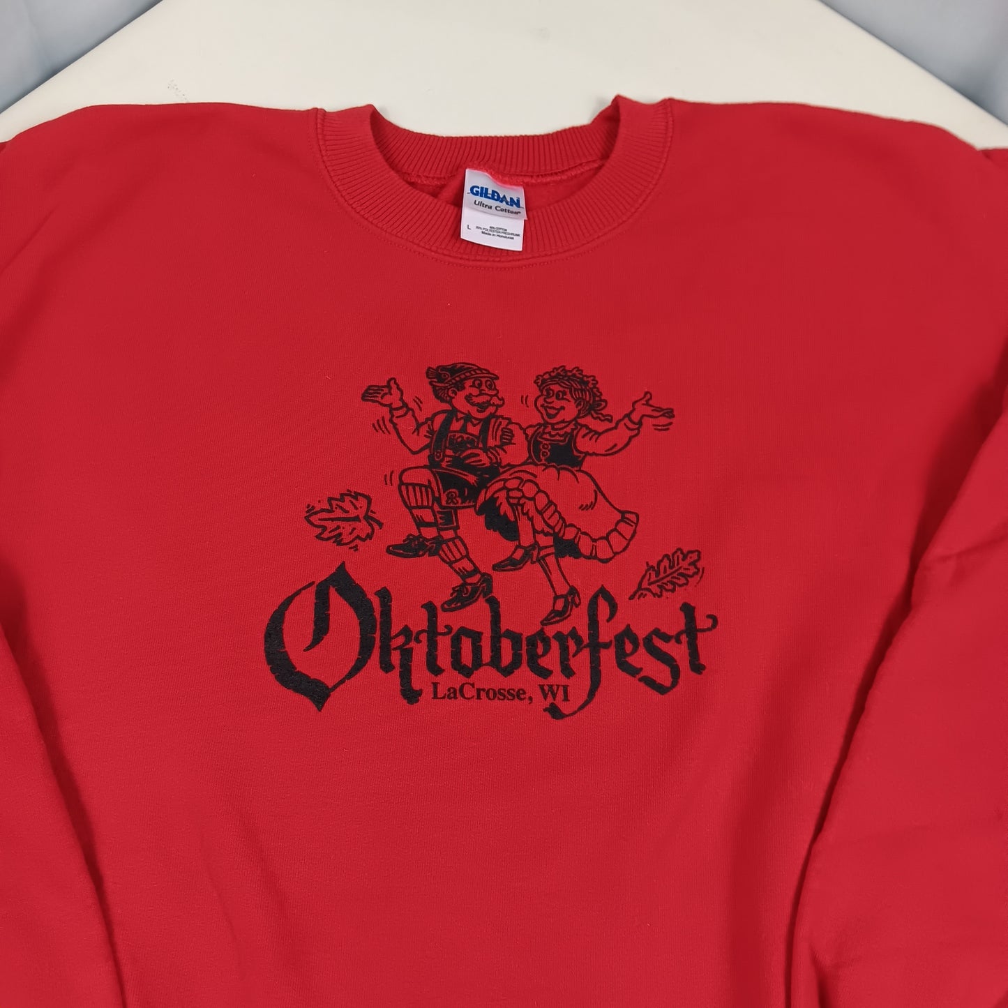 UW LaCrosse Retro Oktoberfest Sweatshirt - Large - Gildan