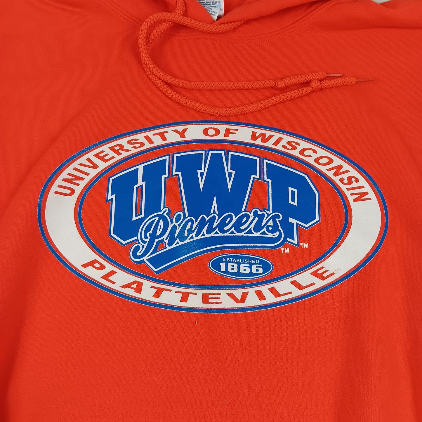 UW Platteville Pioneers Retro Hoodie - Large - Gildan
