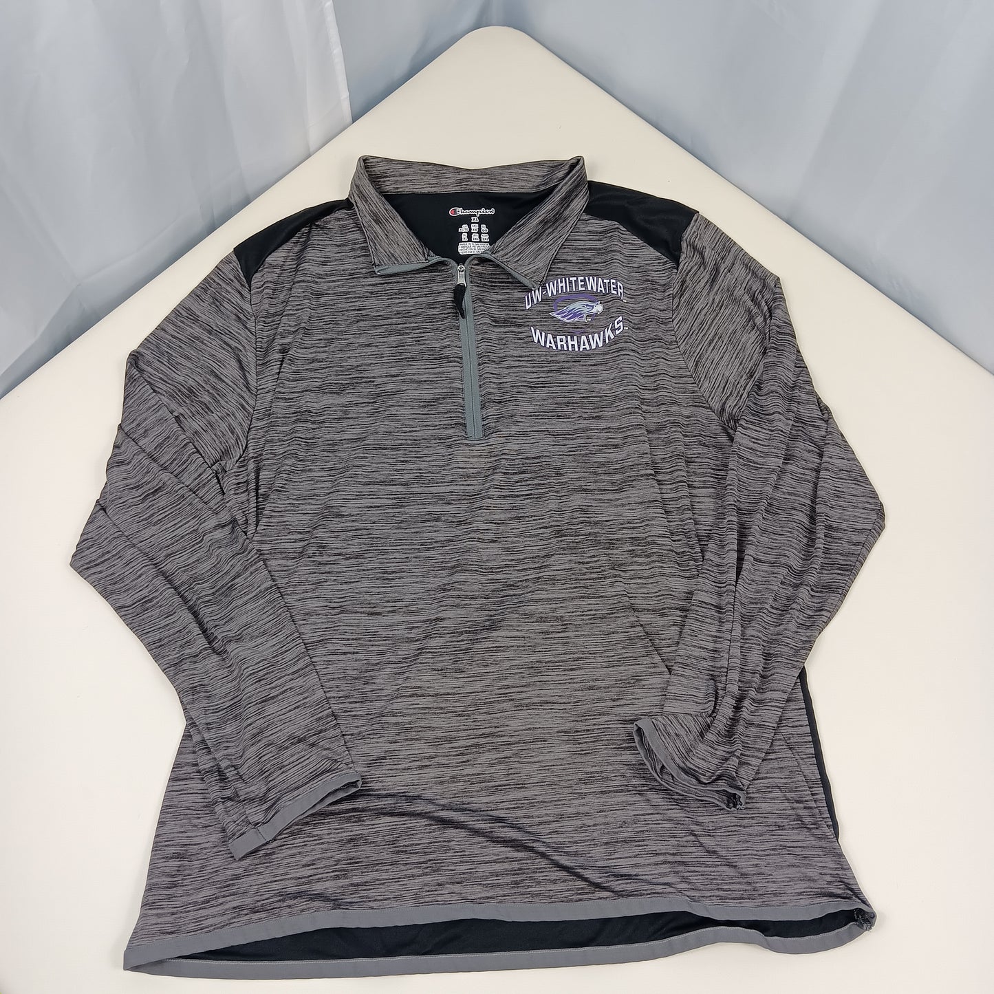 UW Whitewater Warhawk Athletics Quarter Zip - XL - Champion