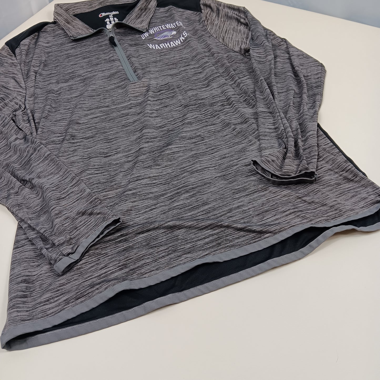UW Whitewater Warhawk Athletics Quarter Zip - XL - Champion