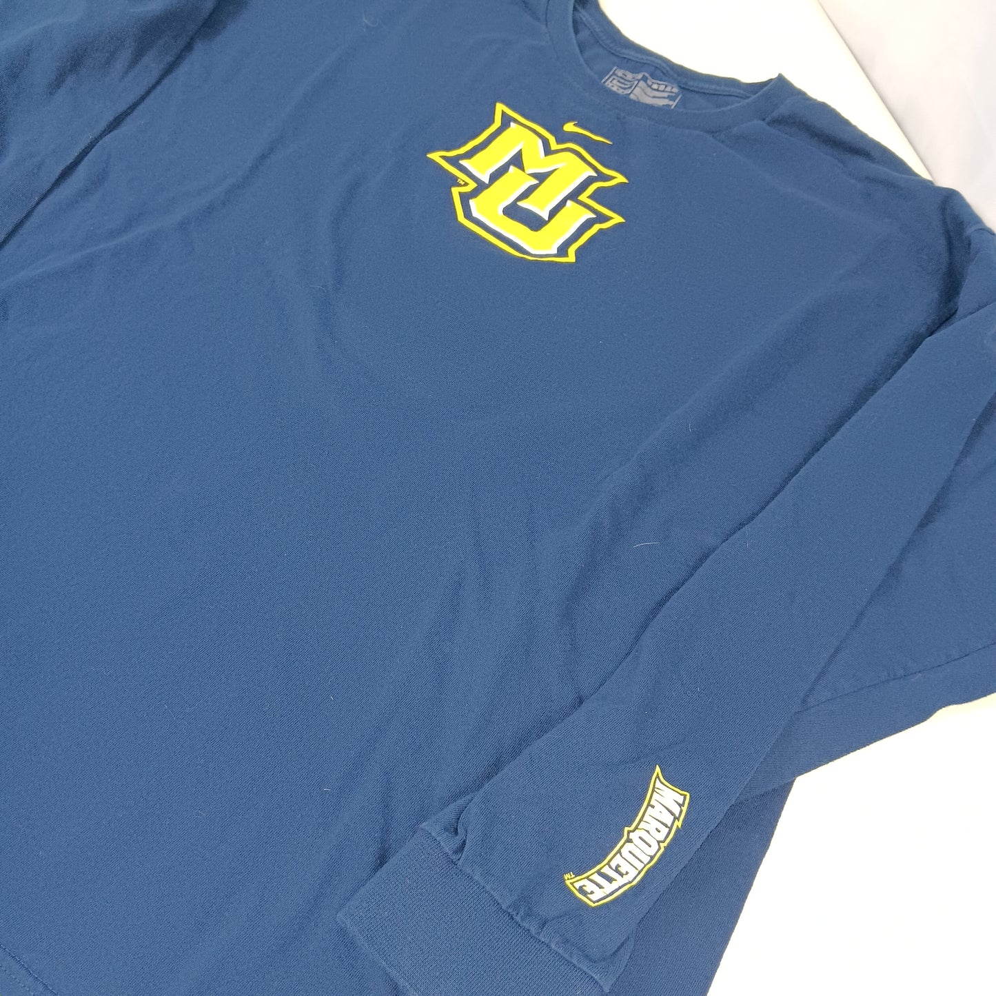 Marquette University Long Sleeve Shirt - XXL - Nike