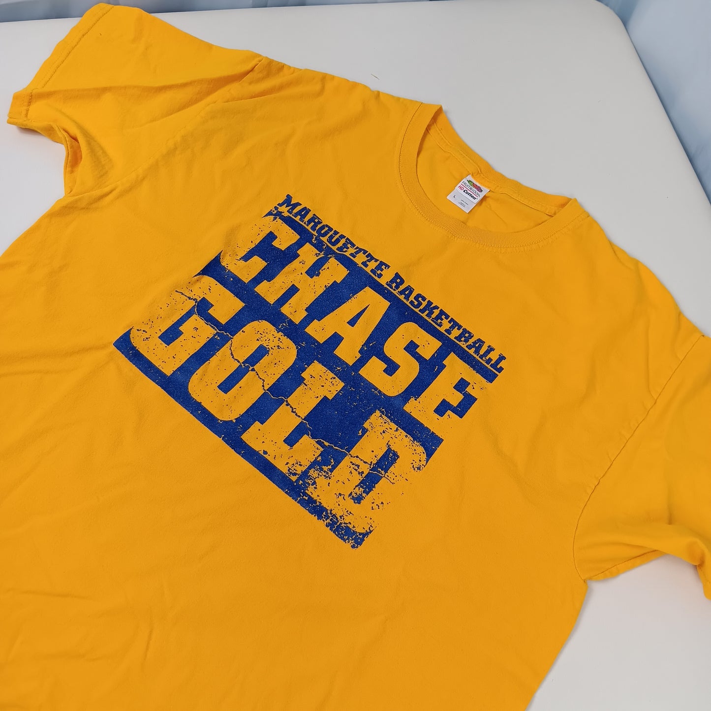 Marquette University Basketball "Chase Gold" Fan Tee - Large - Fruit Of The Loom