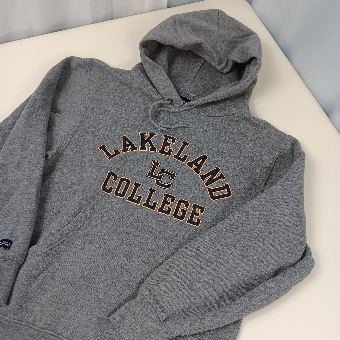 Lakeland College Retro Hoodie - Small - Jansport