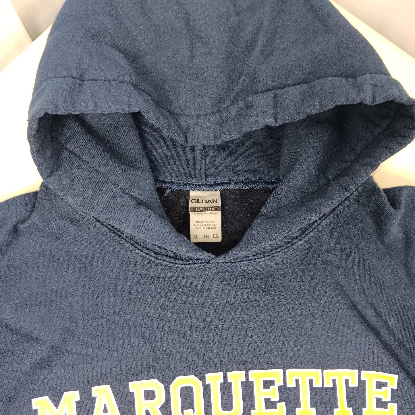 Marquette University Volleyball Hoodie - XL = Gildan