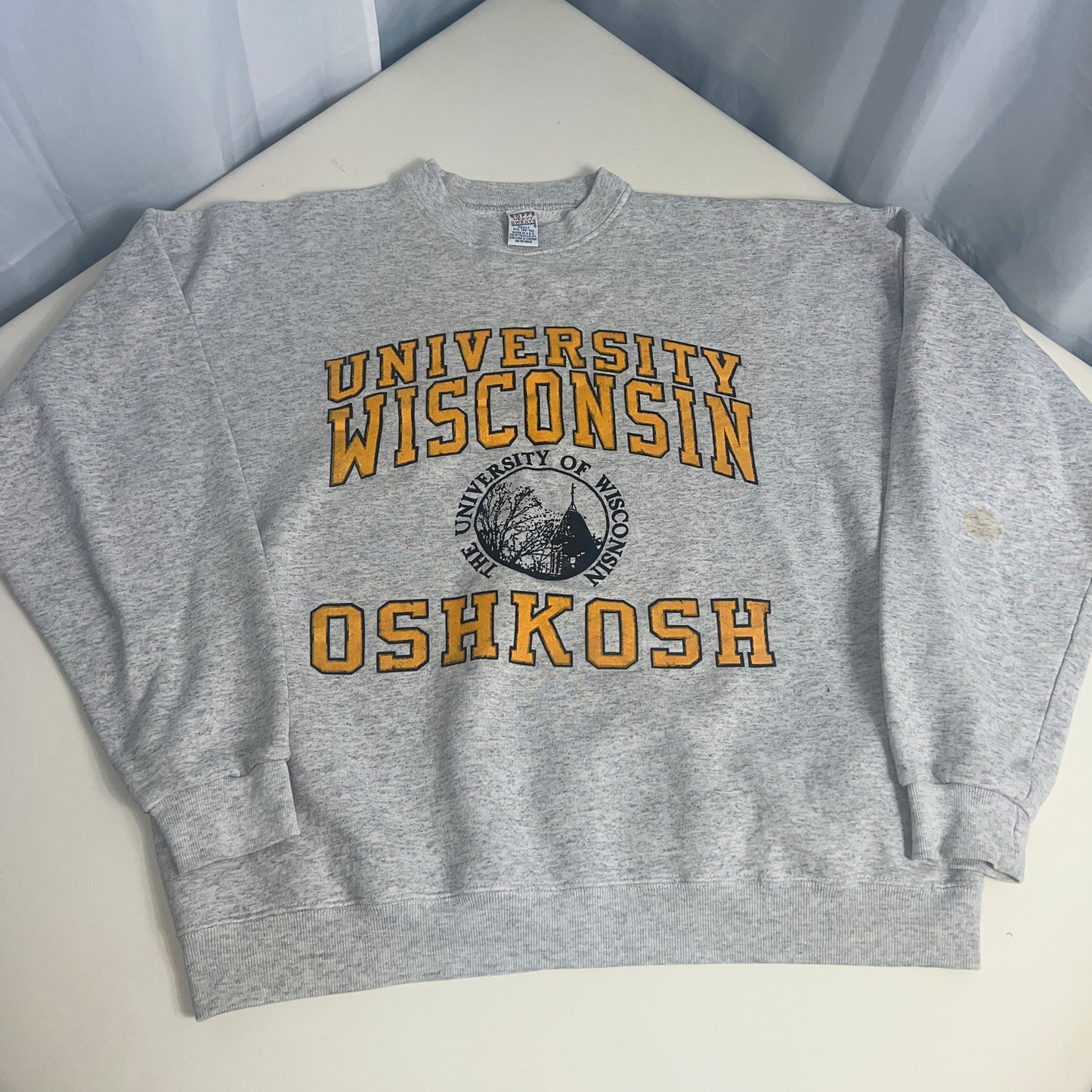 UW Oshkosh Titans XXL Vintage Crewneck - Soffe Heavyweight