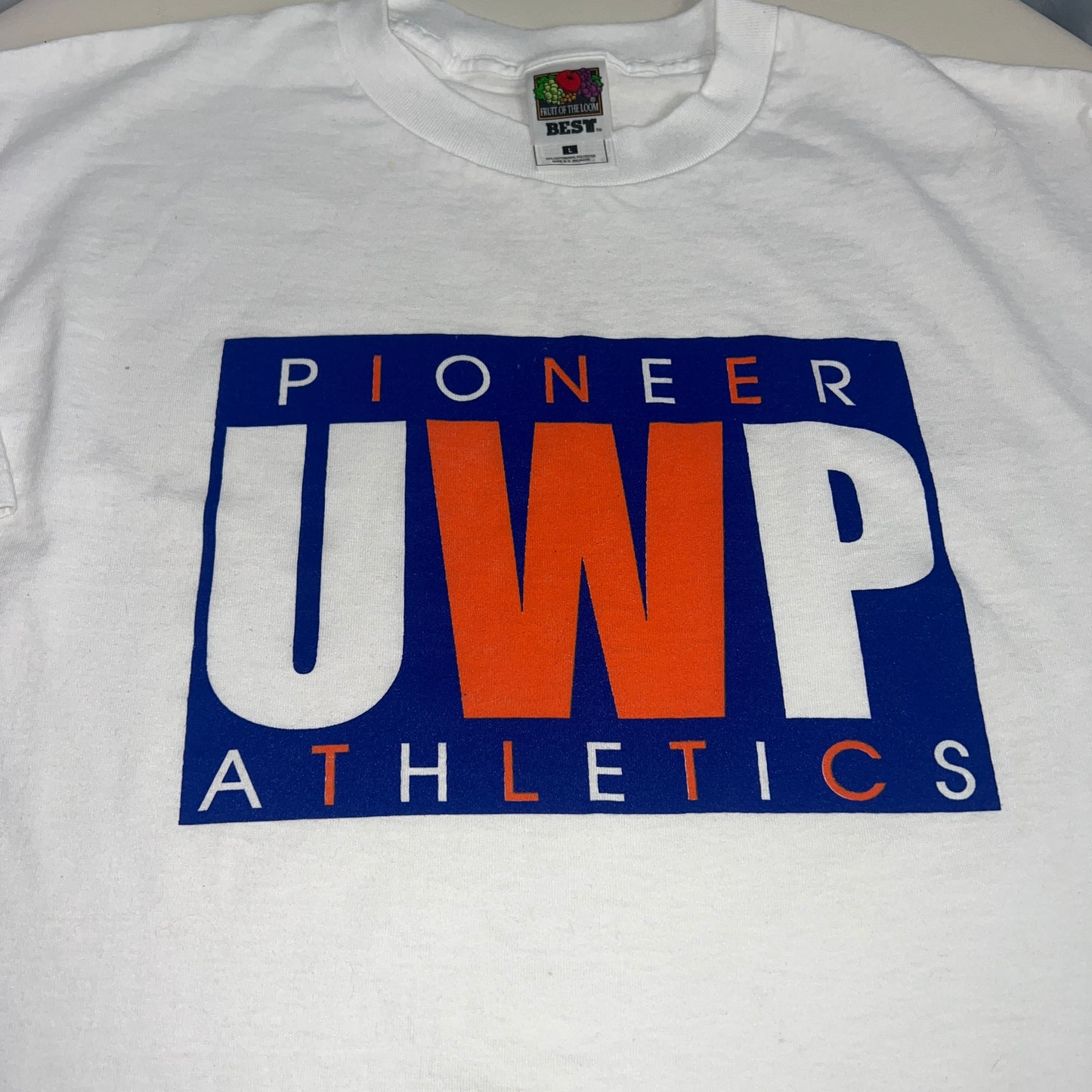 UW Platteville Pioneers Vintage Athletics Shirt - Large - Fruit Of The Loom