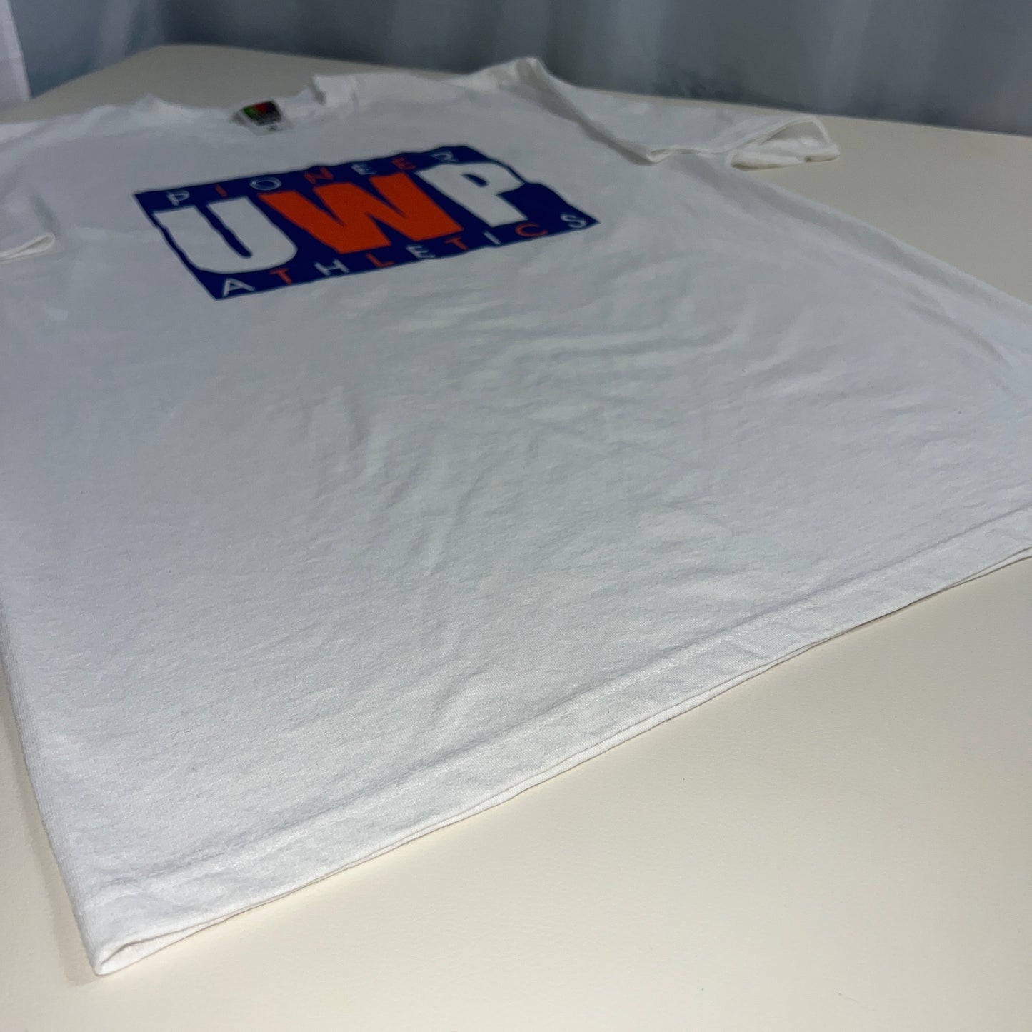 UW Platteville Pioneers Vintage Athletics Shirt - Large - Fruit Of The Loom