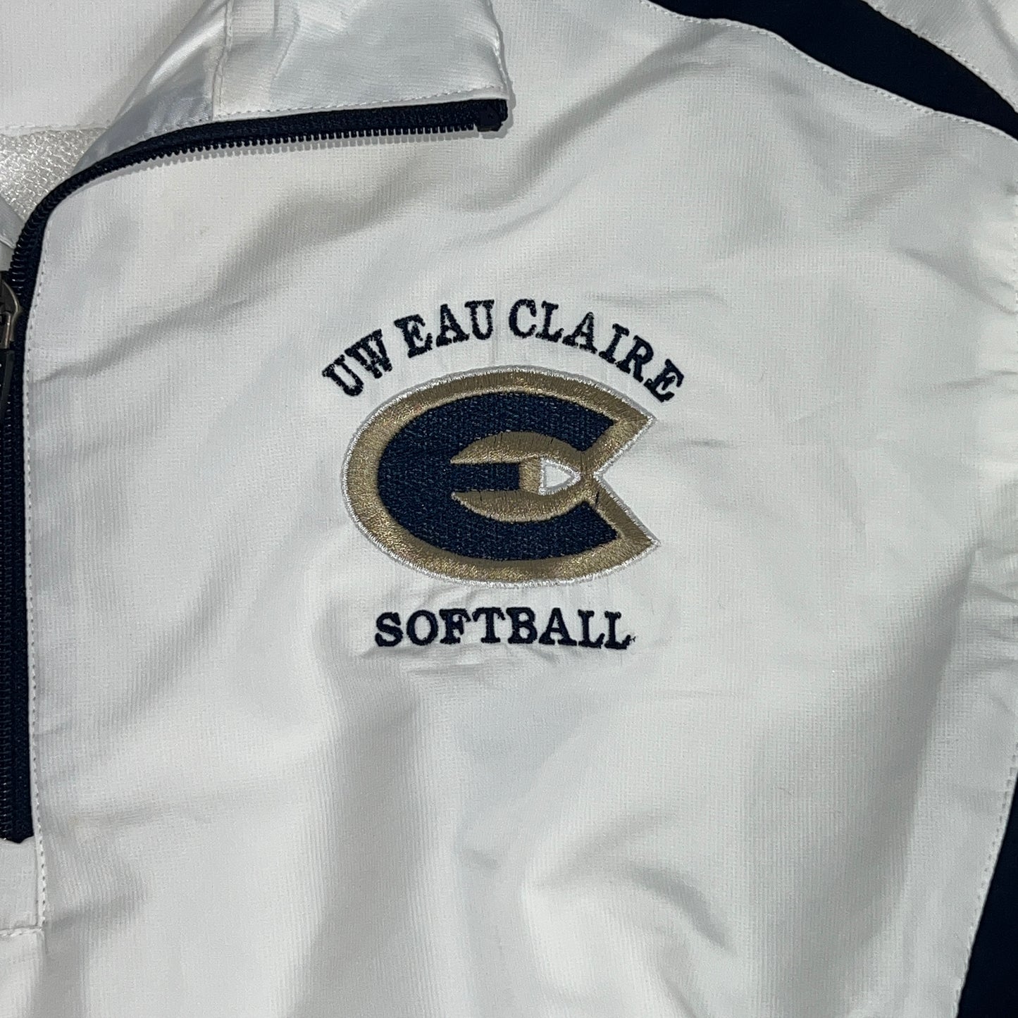 UW Eau Claire Blugolds Softball 1/4 Zip Windbreaker - Medium - X-Grain