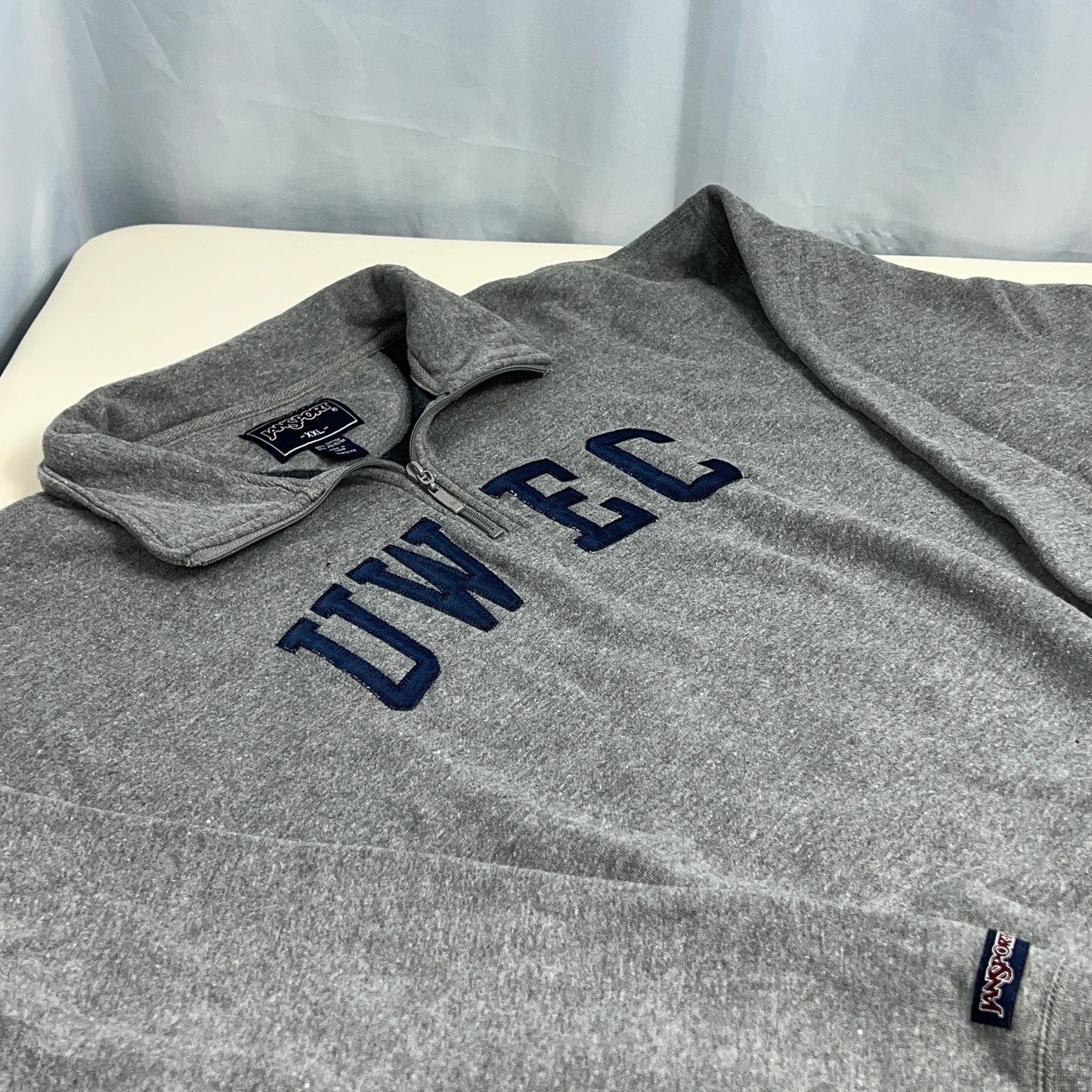UW Eau Claire Blugolds Embroidered 1/4 Zip - Jansport - XXL