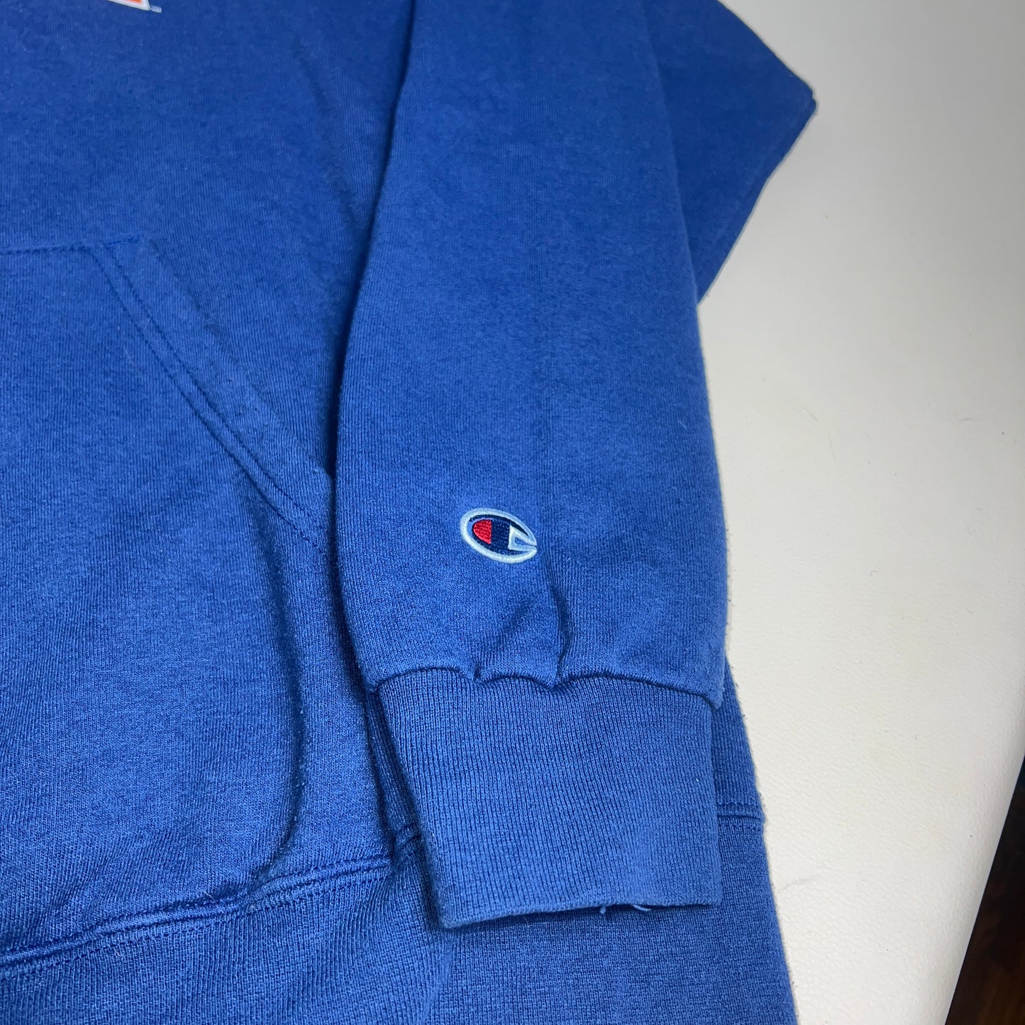 UW Platteville Pioneers Champion Hoodie - Large - No Tag