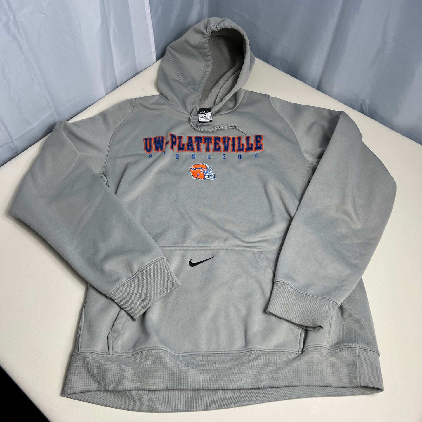 UW Platteville Pioneers Football Hoodie - Nike Therma Fit - Large