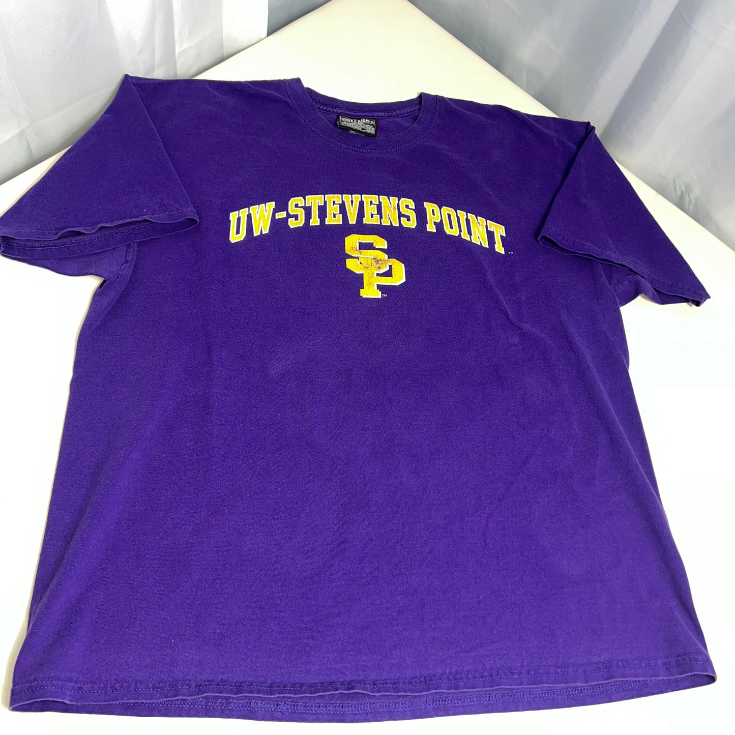 UW Stevens Point Pointers Vintage T-Shirt - X-Large - Steve & Barry's