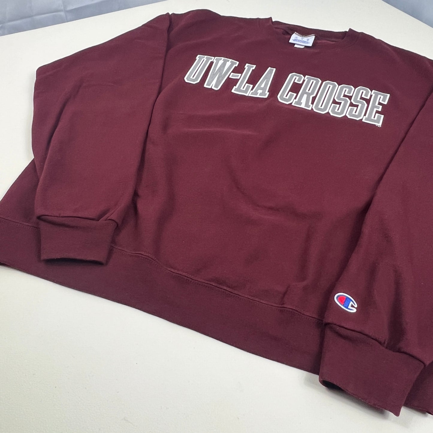 UW LaCrosse Eagles Embroidered Crewneck - Champion - Large