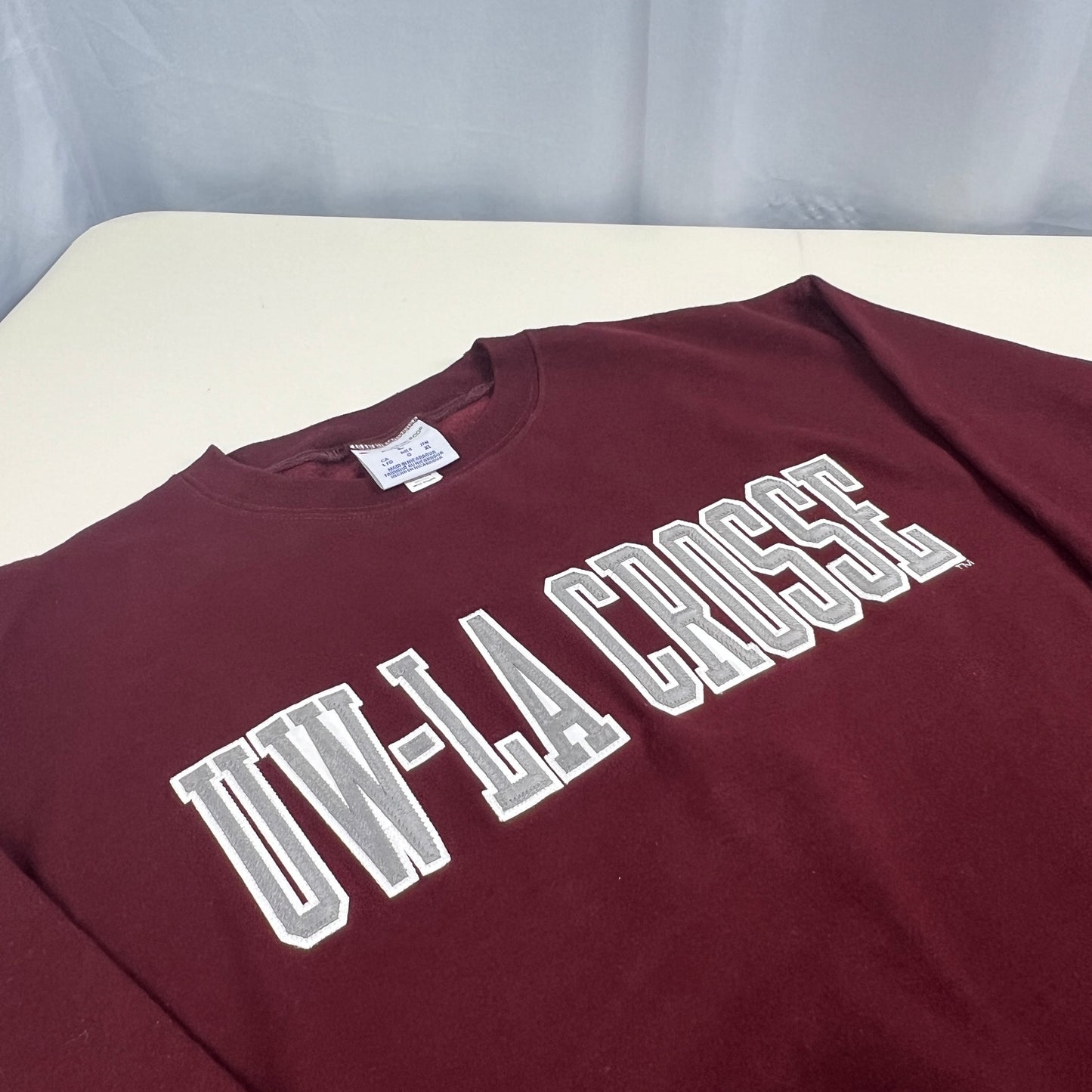 UW LaCrosse Eagles Embroidered Crewneck - Champion - Large