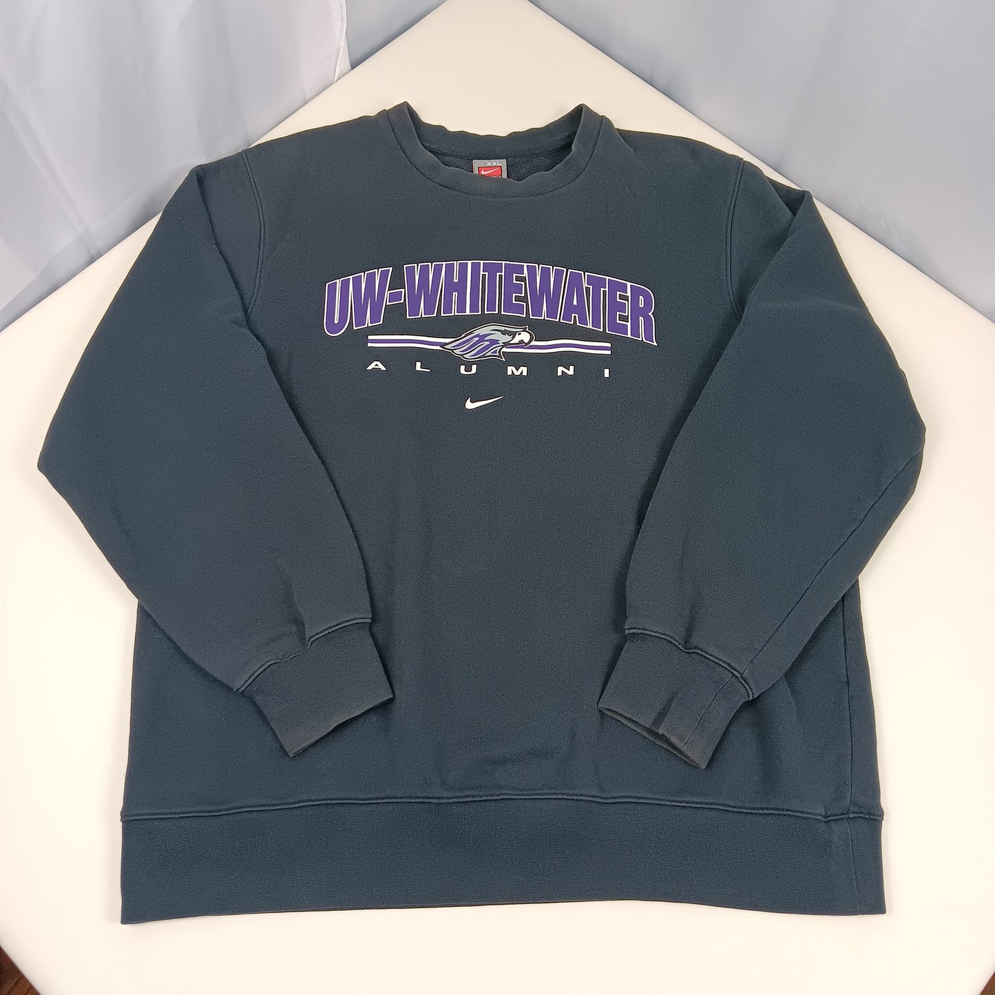 UW Whitewater Vintage Nike Sweatshirt - Alumni - XXL