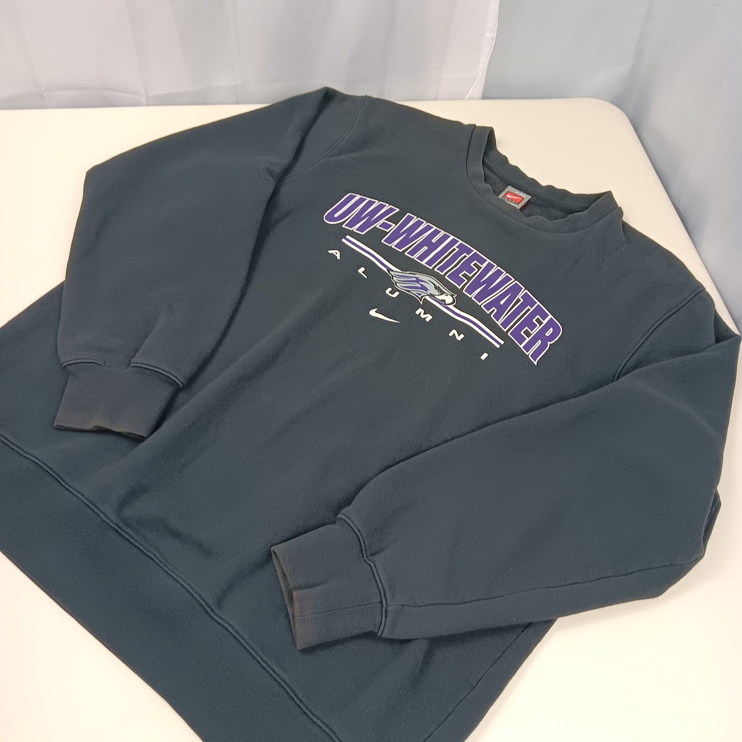 UW Whitewater Vintage Nike Sweatshirt - Alumni - XXL