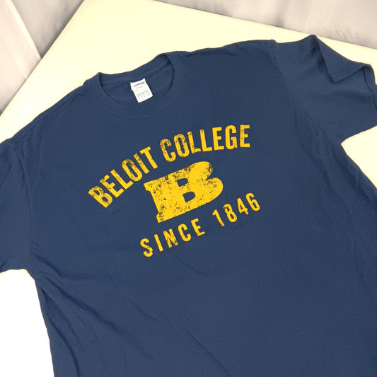 Beloit College Spellout Logo Shirt - Large - Gildan