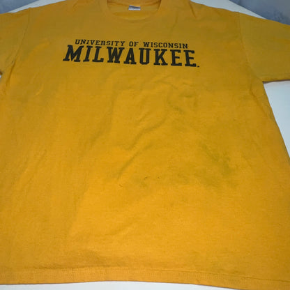 UW Milwaukee Panthers Retro Gildan T-Shirt - X Large